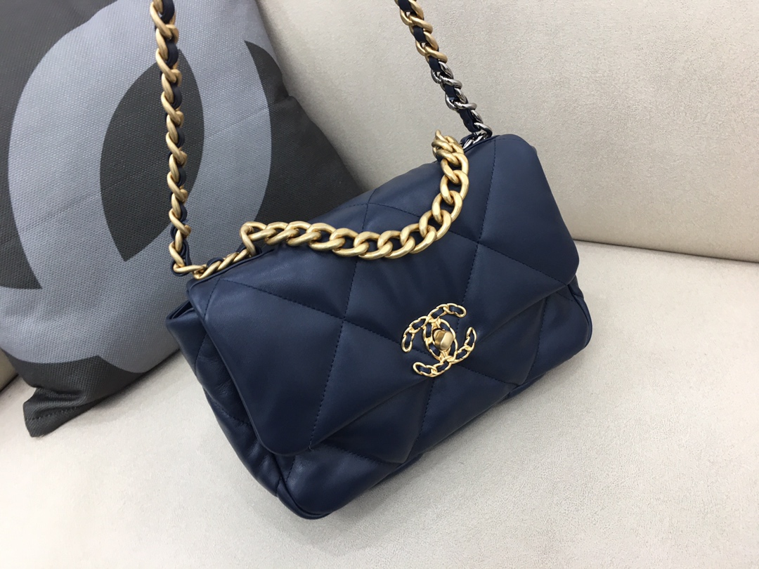 Lambskin 19 Handbag Flap Bag AS1160 Dark Blue